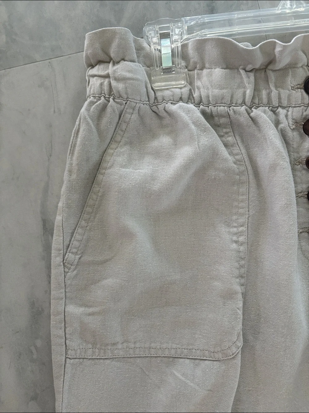 Ellen Tracy linen blend pants Elastic waist/button decor straight leg  size M